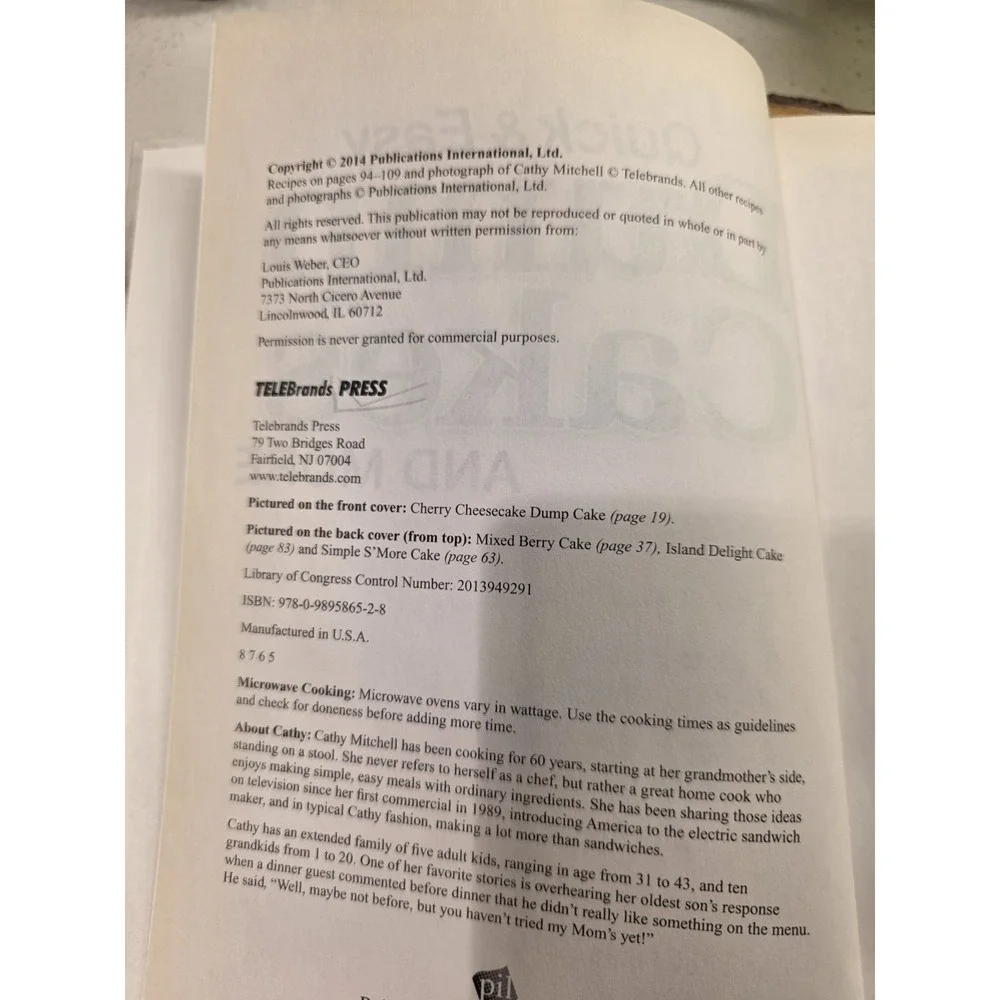 Cathy Mitchell Presents, Quick and Easy Dump Cakes! : Just Dump and Bake! (2013,